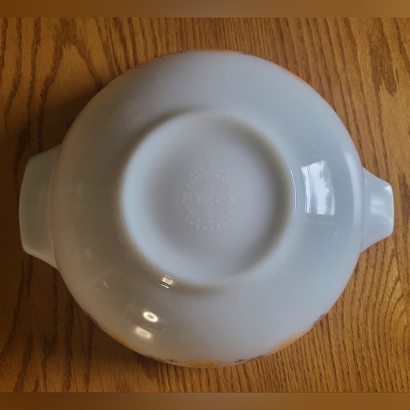 ✨️Pyrex Vintage Town & Country Mixing Bowl - Picture 5 of 5